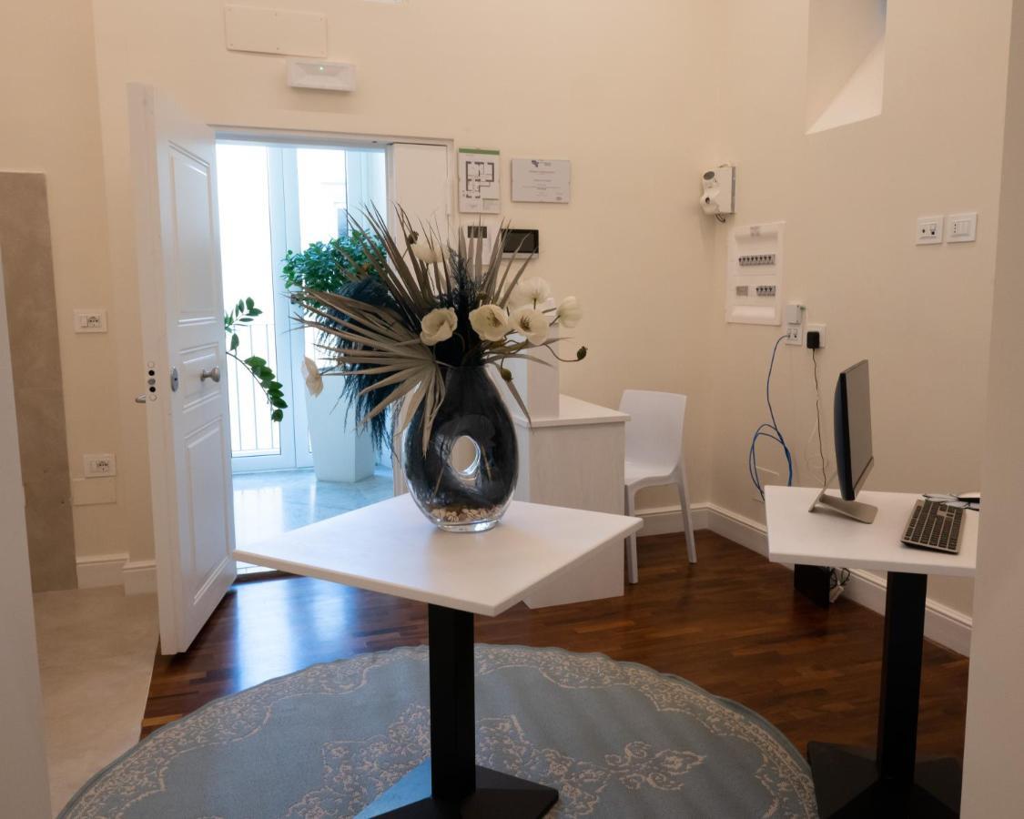 Bernini House Naples Hotell Eksteriør bilde