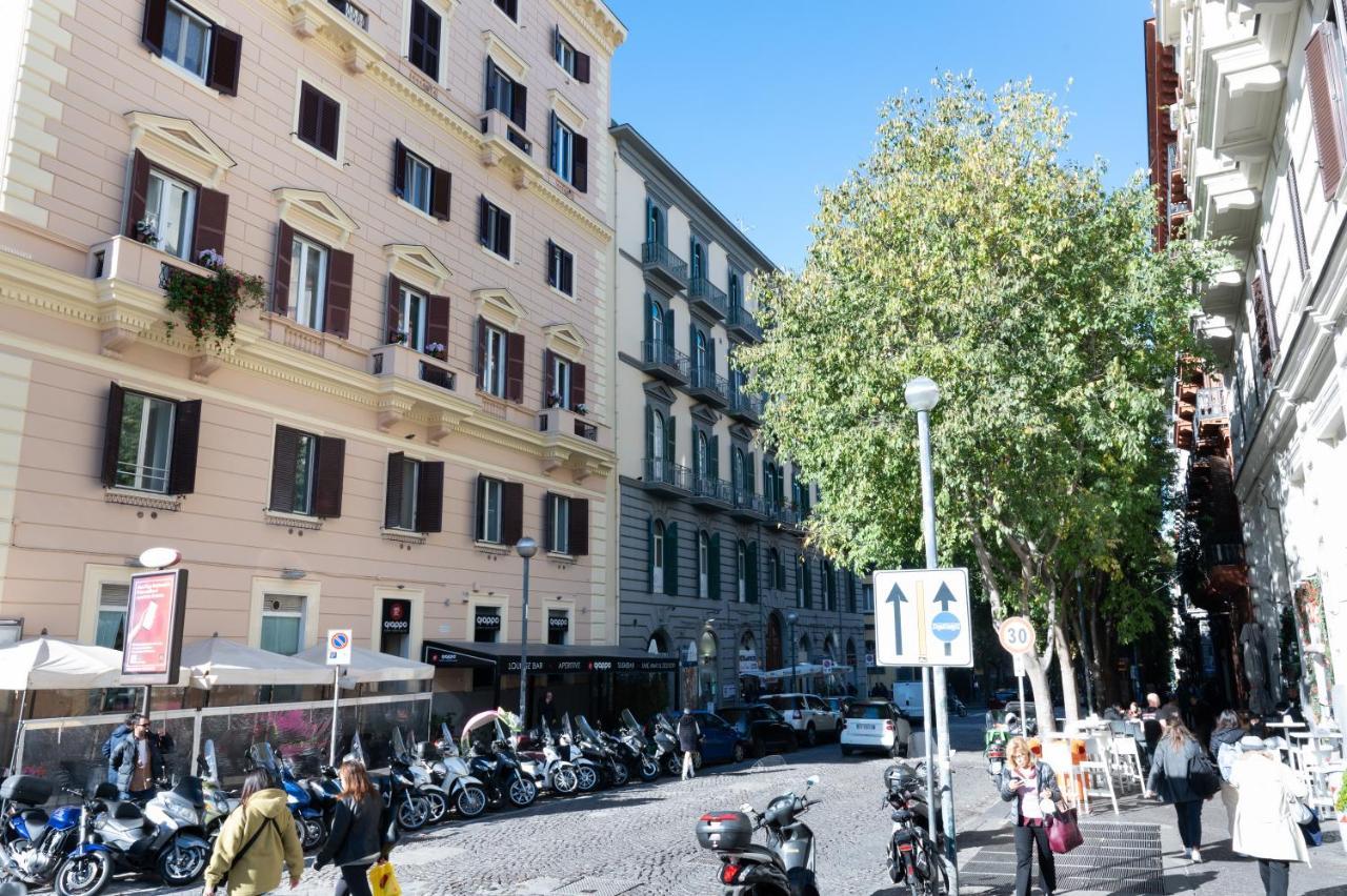 Bernini House Naples Hotell Eksteriør bilde