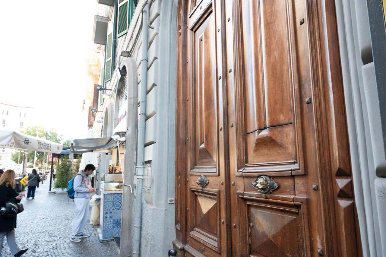 Bernini House Naples Hotell Eksteriør bilde
