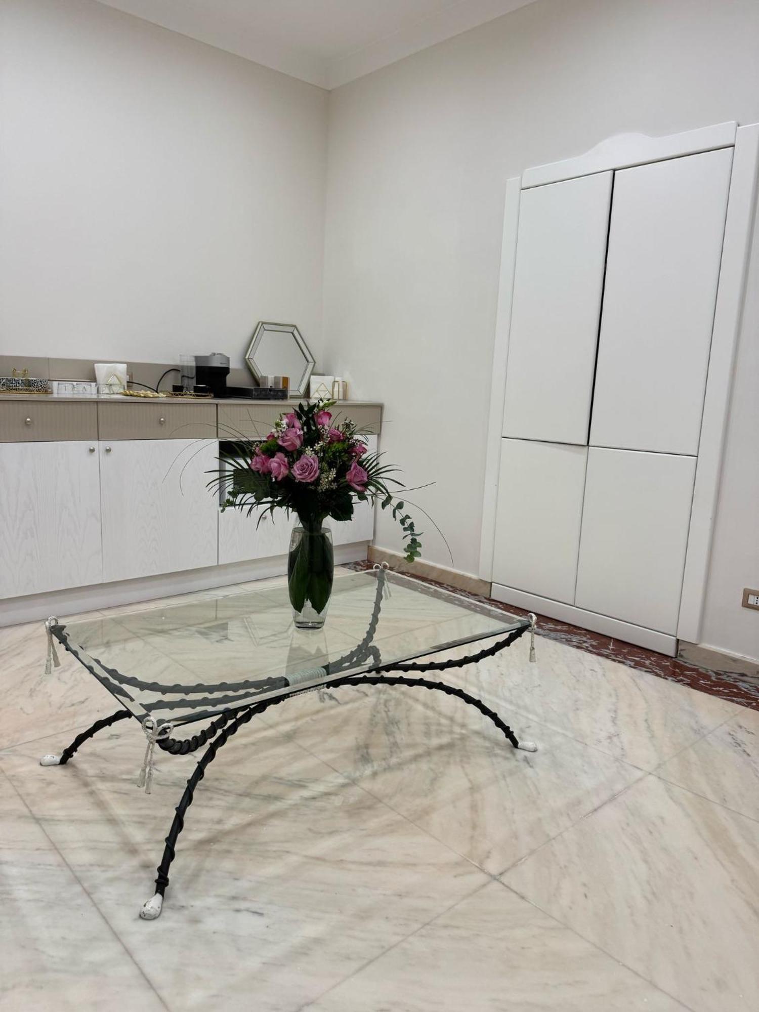 Bernini House Naples Hotell Eksteriør bilde